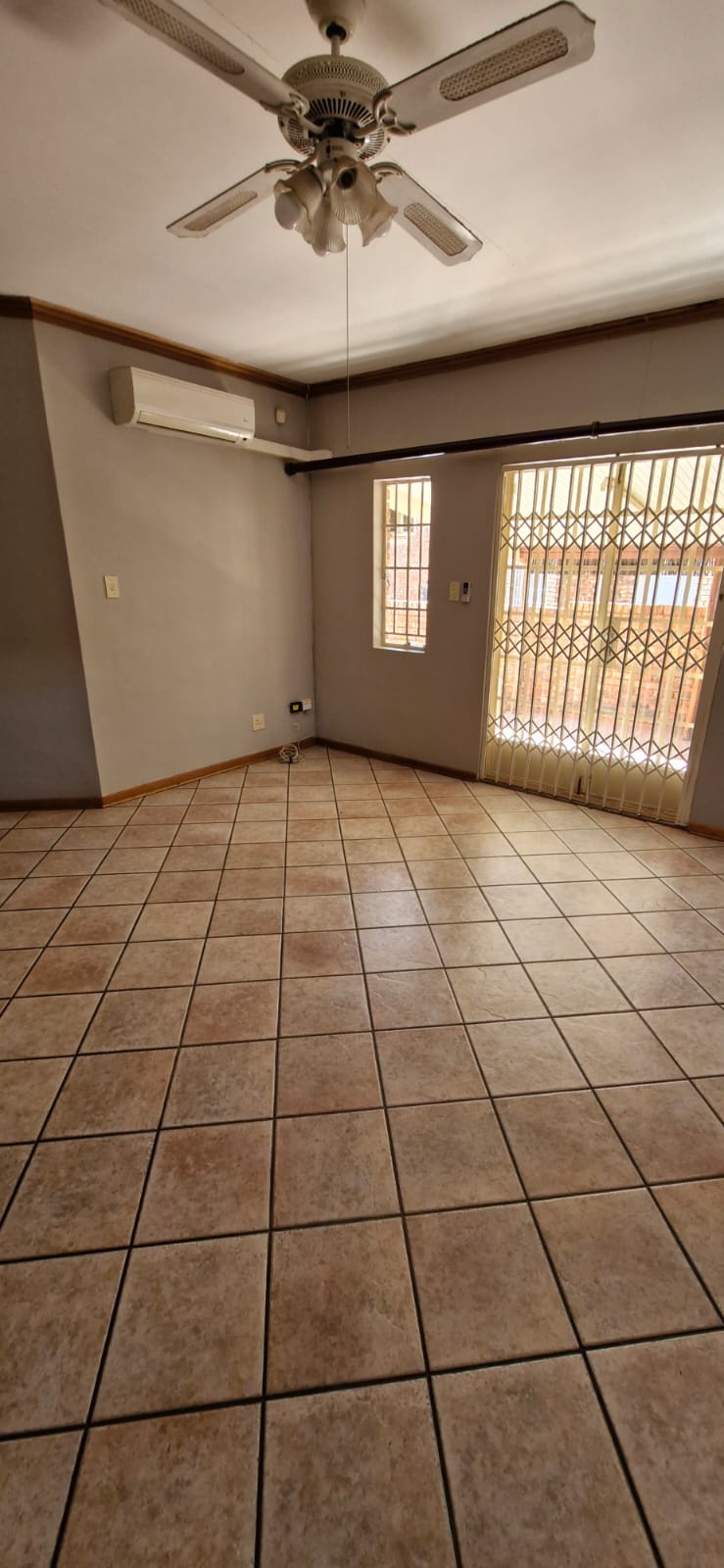 To Let 3 Bedroom Property for Rent in Uitsig Free State